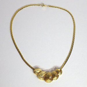 Vintage Avon Ribbon Curl Necklace Gold Tone Flat Chain Rare 1989 Estate
